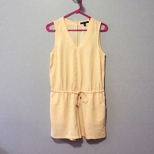 Banana  Republic  Yellow Romper size xs
